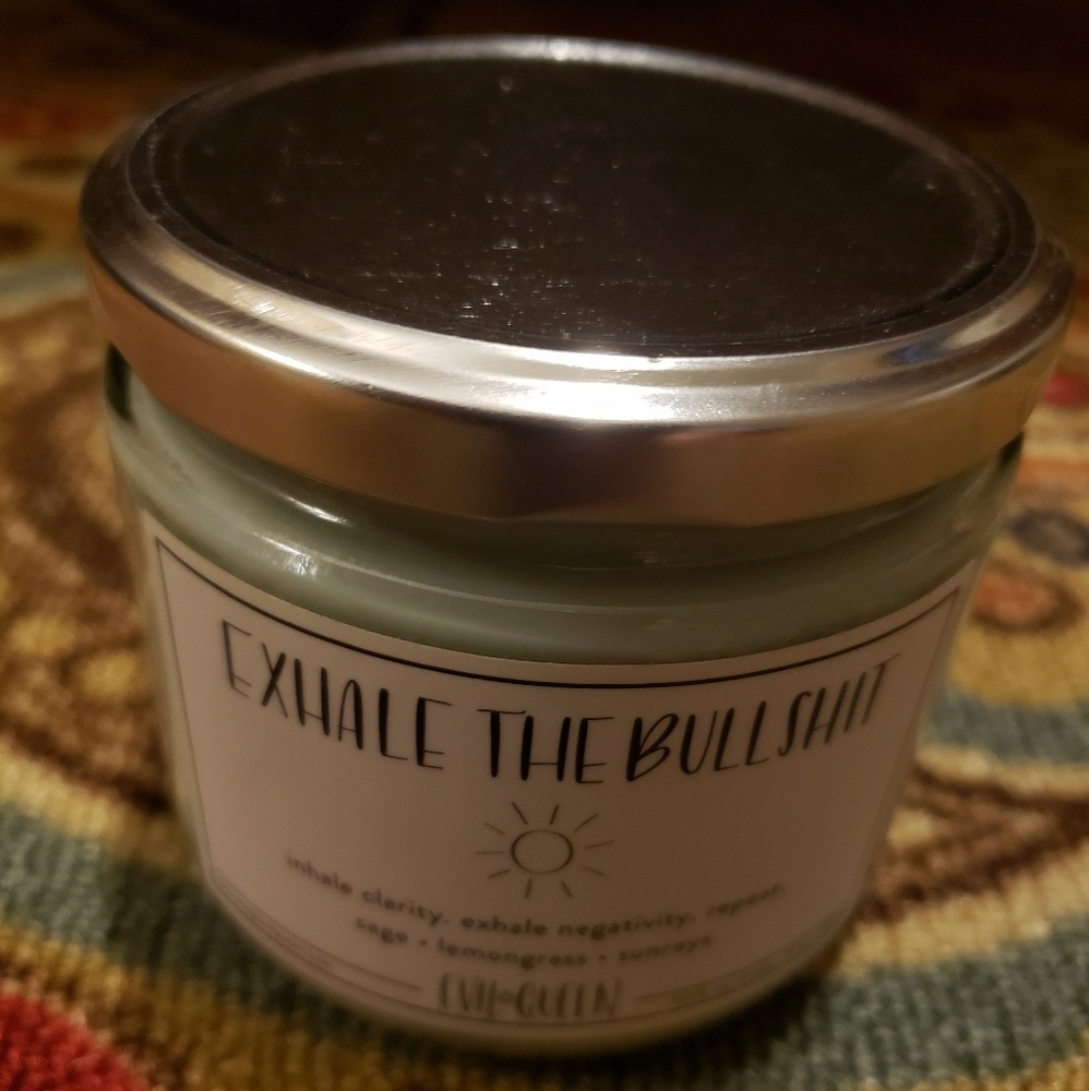EVIL QUEEN exhale the bs candle